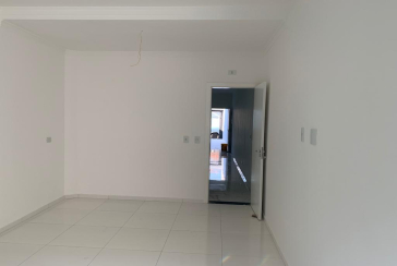 Sobrado novo à venda no Parque São Domingos na Rua Homero Sales 855 