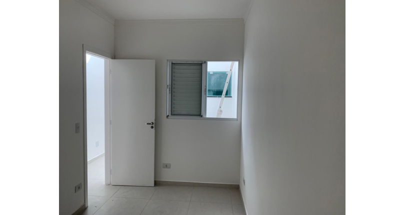 Sobrado novo à venda no Parque São Domingos na Rua Homero Sales 855 