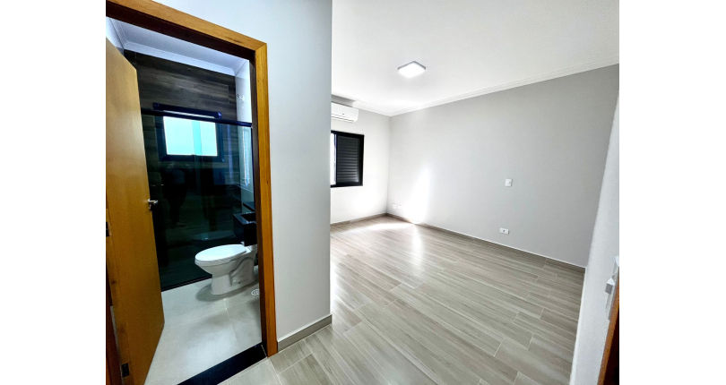 Sobrado à venda Rua Frei Adriano Donado, Jardim Pinheiros - Imóveis à Venda