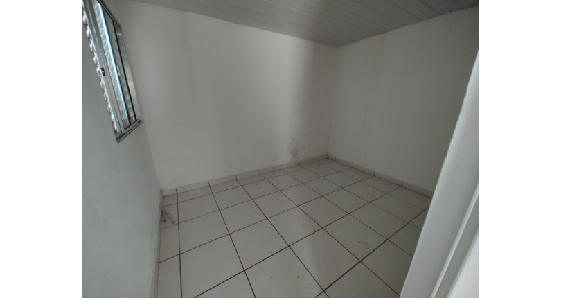 Terreno à venda no Jardim Santo Elias na Rua Otávio Gonçalves Martins