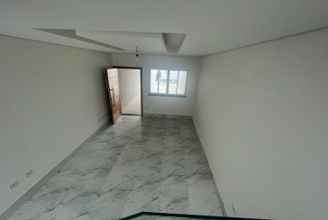 Sobrado à venda no Parque São Domingos na Rua Homero Sales 37