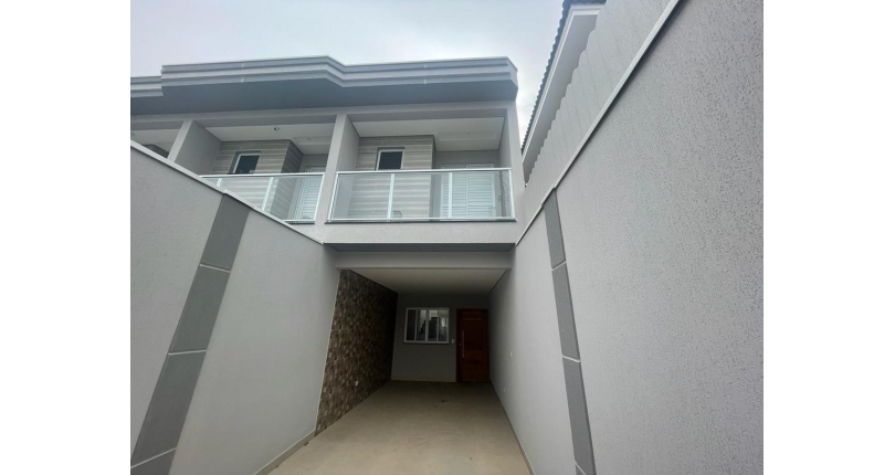 Sobrado à venda no Parque São Domingos na Rua Homero Sales 37