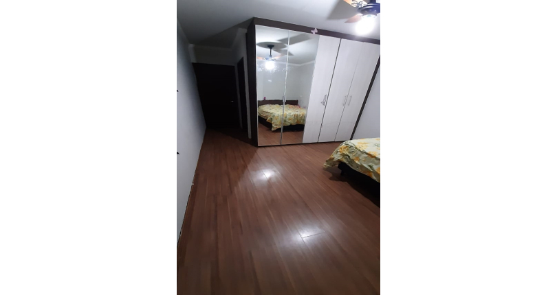 Sobrado à venda no Jaraguá na Rua Luiz Lopes da Silva