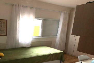 Casa assobradada à venda na Ayrosa na Rua Arara