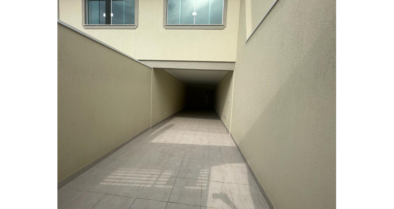 OPORTUNIDADE: Sobrado à venda no Parque São Domingos na Rua Abraham Lincoln