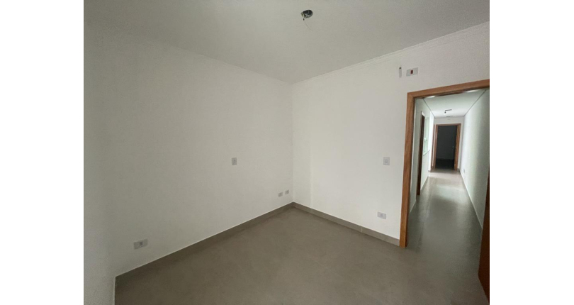 OPORTUNIDADE: Sobrado à venda no Parque São Domingos na Rua Abraham Lincoln