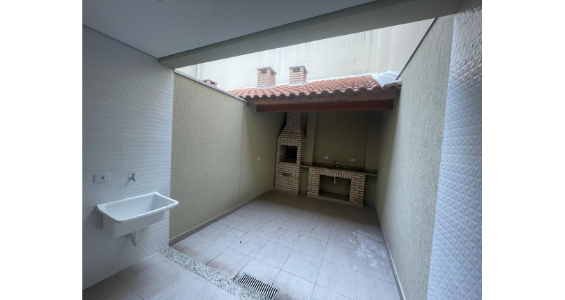 OPORTUNIDADE: Sobrado à venda no Parque São Domingos na Rua Abraham Lincoln