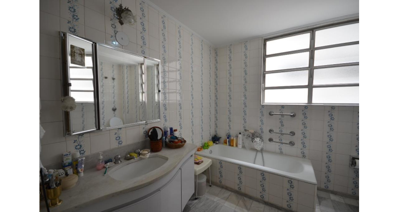 Apartamento á venda na Consolação na Avenida Angélica 1803