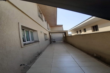 Sobrado à venda no Parque São Domingo na Rua Giovani Recordati