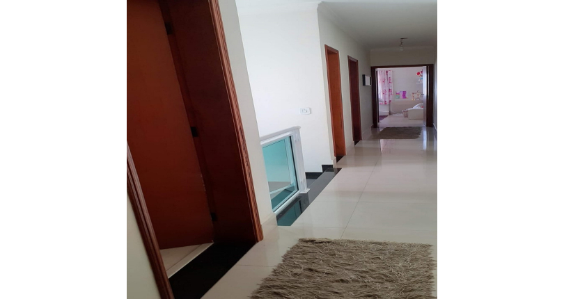 Sobrado à venda no Parque São Domingo na Rua Giovani Recordati