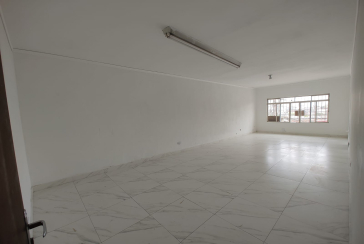 Imóvel Comercial à venda no Jardim Santo Elias na Avenida Mutinga