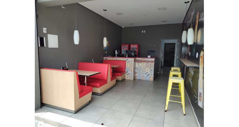 Imóvel Comercial à venda no Jardim Santo Elias na Avenida Mutinga