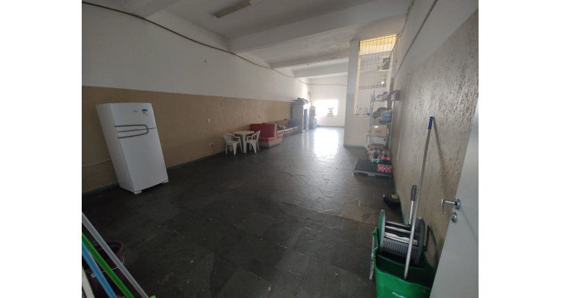 Imóvel Comercial à venda no Jardim Santo Elias na Avenida Mutinga