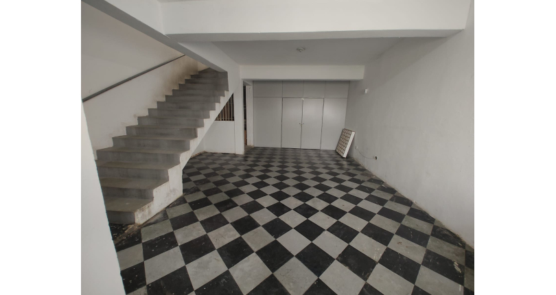 Imóvel Comercial à venda no Jardim Santo Elias na Avenida Mutinga