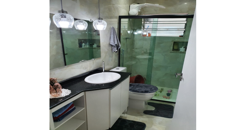 Belo Sobrado à venda no Jardim Vista Linda na Rua Amapola