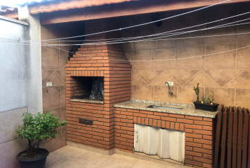 Belo Sobrado à venda na Vila Guedes na Rua São Francisco de Assis