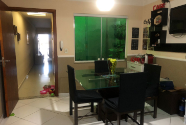 Belo Sobrado à venda na Vila Guedes na Rua São Francisco de Assis