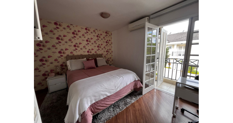 Belíssimo Sobrado à venda no Parque São Domingos na Rua Giovani Recordati 68