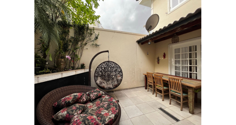 Belíssimo Sobrado à venda no Parque São Domingos na Rua Giovani Recordati 68