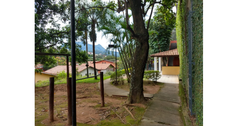 Apartamento à venda no Conjunto Residencial Vista Verde na Rua Jose Carlos de Resende 92, no Condomínio Edifício Giardino D Itália