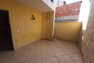 Bela Casa assobradada à venda no Parque São Domingos na Rua Severino Vilar Filho