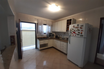 Bela Casa assobradada à venda no Parque São Domingos na Rua Severino Vilar Filho