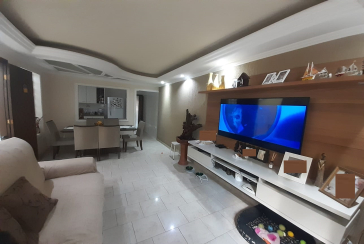 Bela Casa assobradada à venda no Parque São Domingos na Rua Severino Vilar Filho