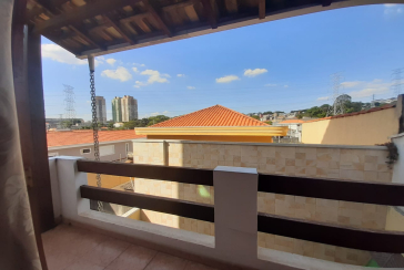 Bela Casa assobradada à venda no Parque São Domingos na Rua Severino Vilar Filho