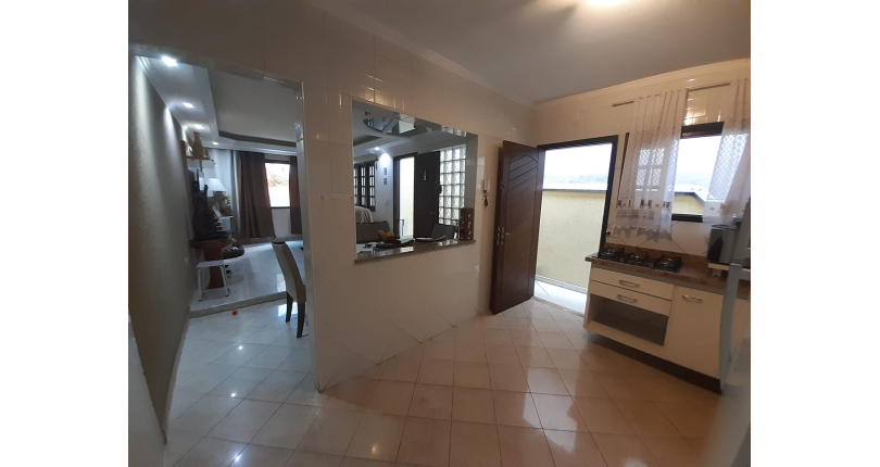 Bela Casa assobradada à venda no Parque São Domingos na Rua Severino Vilar Filho