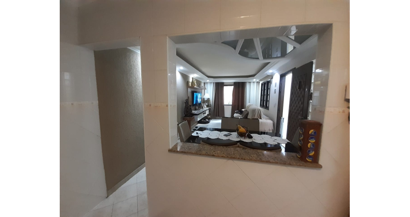 Bela Casa assobradada à venda no Parque São Domingos na Rua Severino Vilar Filho