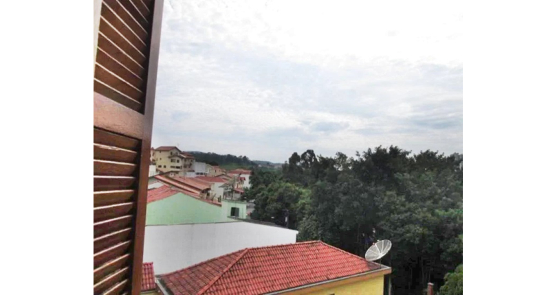 Sobrado à venda no Jardim Pinheiros na Rua Jose Mauro de Vasconcelos