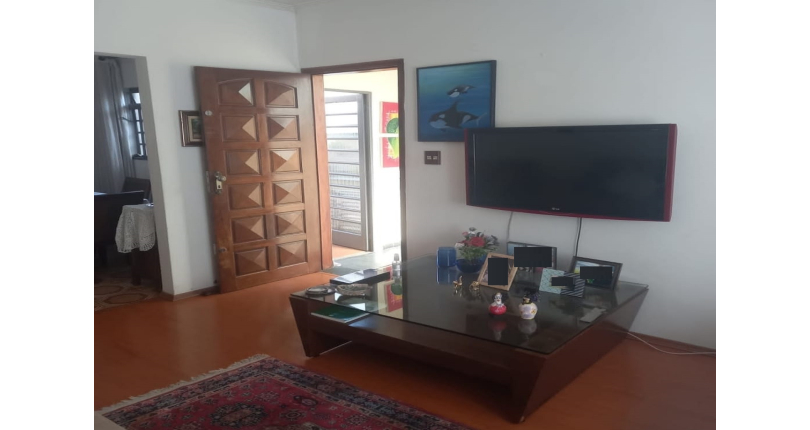 Casa assobradada à venda no Parque São Domingos na Rua Almiro Bernardo