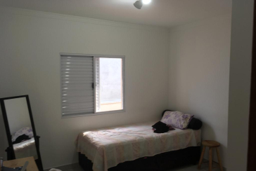 BELO Sobrado à venda no Jardim Bandeirantes (Zona Norte) na Rua Engenheiro Dolabela