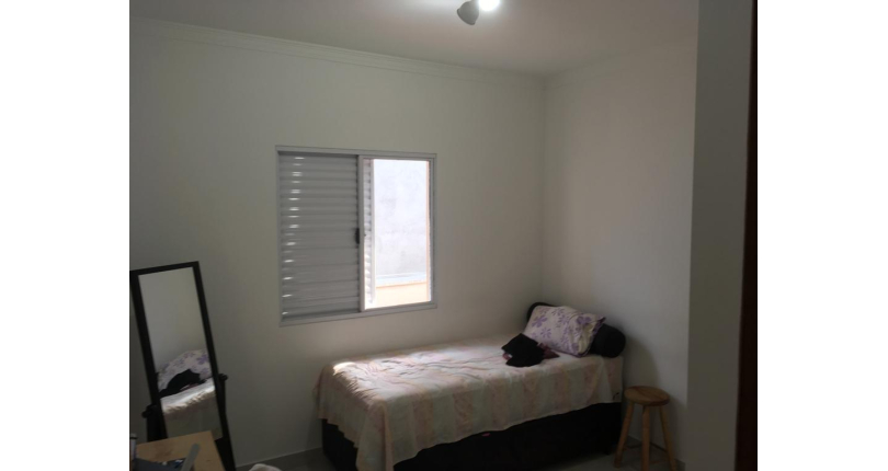 BELO Sobrado à venda no Jardim Bandeirantes (Zona Norte) na Rua Engenheiro Dolabela