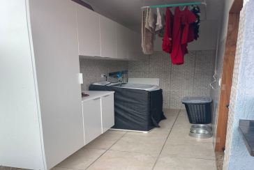 Sobrado à venda no Jaraguá na Rua Jimesana