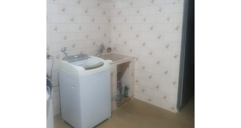 Oportunidade de Sobrado à venda no Jardim Mangalot na Rua José Baltore