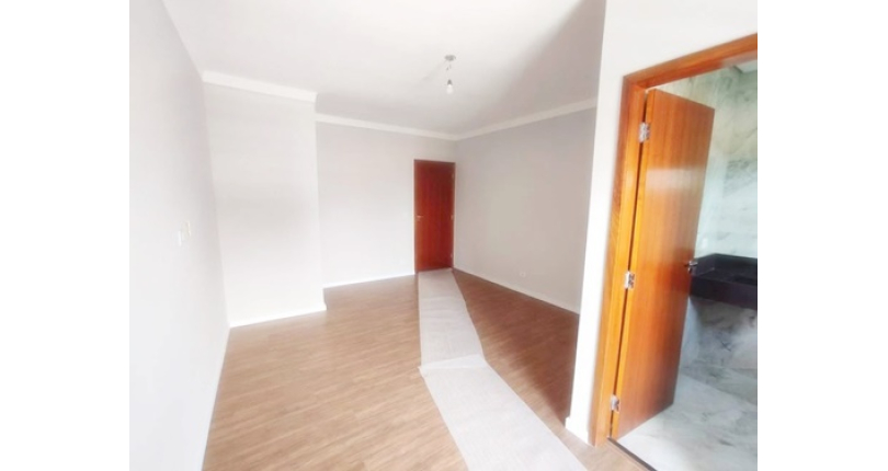 Sobrado novo à venda no Jardim Maristela na Rua Coronel Augusto Machado 302