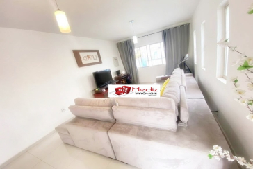 Belo Sobrado à venda no Jardim Santo Elias na Rua Cícero Fernandes de Lyra