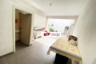 Belo Sobrado à venda no Jardim Santo Elias na Rua Cícero Fernandes de Lyra