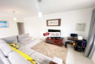 Belo Sobrado à venda no Jardim Santo Elias na Rua Cícero Fernandes de Lyra