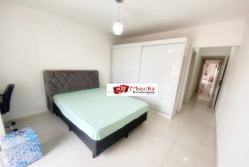 Belo Sobrado à venda no Jardim Santo Elias na Rua Cícero Fernandes de Lyra