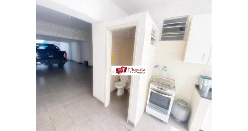 Belo Sobrado à venda no Jardim Santo Elias na Rua Cícero Fernandes de Lyra