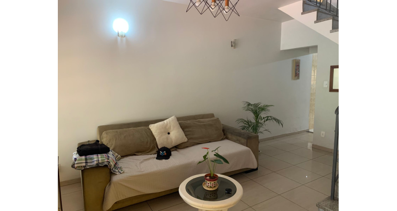 Sobrado à venda Rua Willis Roberto Banks, Parque Maria Domitila - Imóveis à Venda