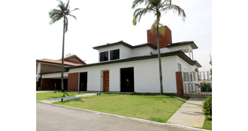 Belíssima Casa à venda em Alphaville na Alameda Tulipas no Alphaville Residencial Alpha 5