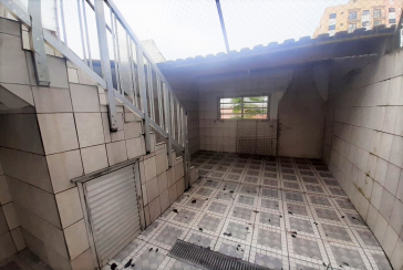 Lindo Sobrado à venda no Conjunto Residencial Vista Verde na Rua Ricardo Abed