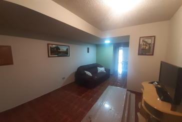 Lindo Sobrado à venda no Conjunto Residencial Vista Verde na Rua Ricardo Abed