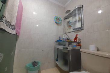 Bom Sobrado à venda no Conjunto Residencial Vista Verde na Rua Ricardo Abed