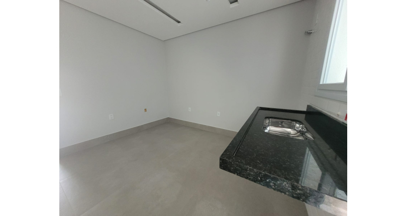 Sobrado novo à venda na Vila Jaguara na Rua Pinheiro Raposo 143