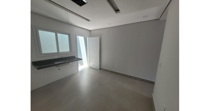 Sobrado novo à venda na Vila Jaguara na Rua Pinheiro Raposo 143