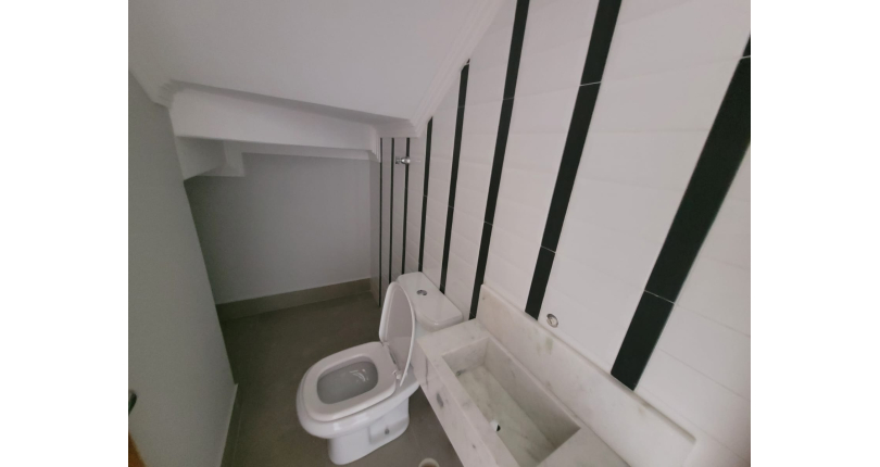 Belo Sobrado novo à venda na Vila Jaguara na Rua Pinheiro Raposo 155